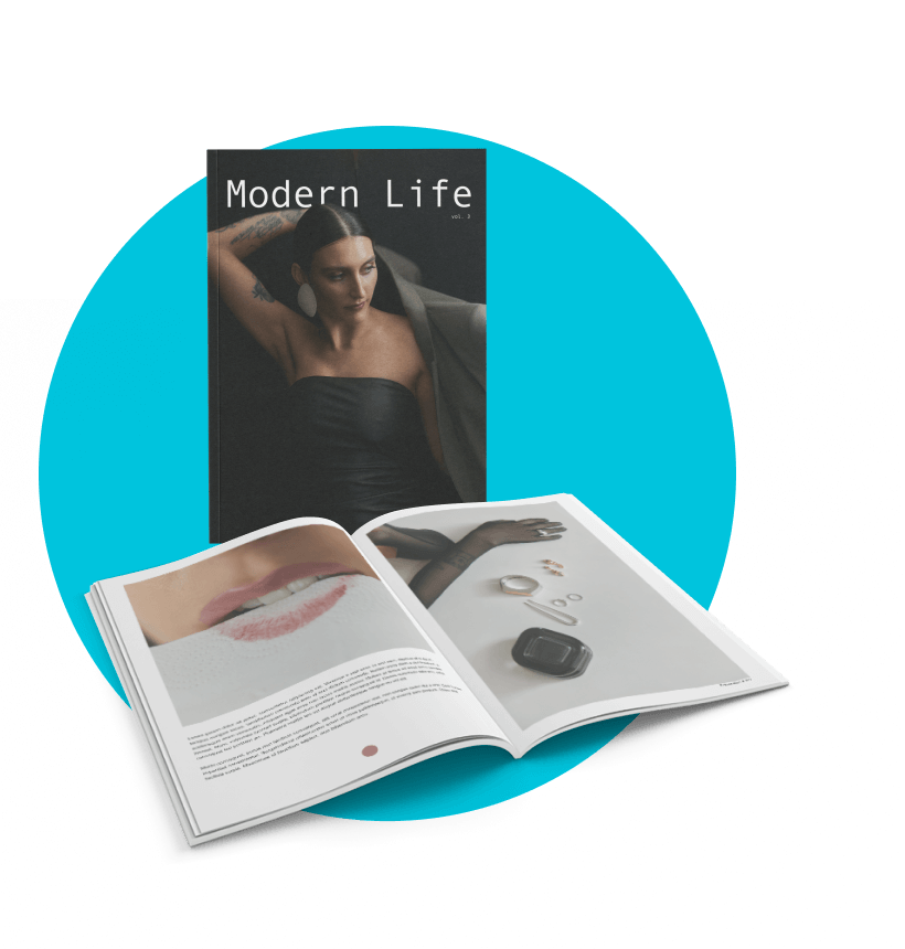 Boek getiteld Modern Life, afgebeeld met de omslag en openliggend. Openliggend boek met afbeeldingen van lippenstift, sieraden en accessoires.